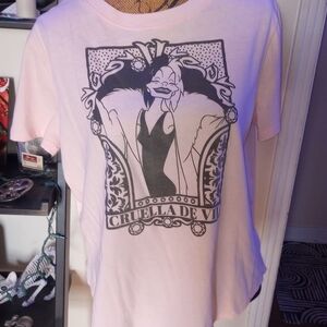 Disney Cruella de Vil Graphic Light Pink Tee